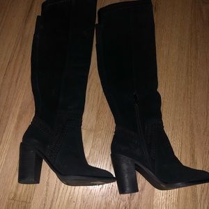Vince Camuto knee high boots! Size 6